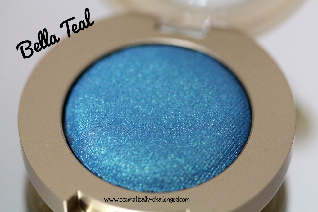 Milani Cosmetica Bella Gel Powder Eyeshadow in Bella Teal.jpg