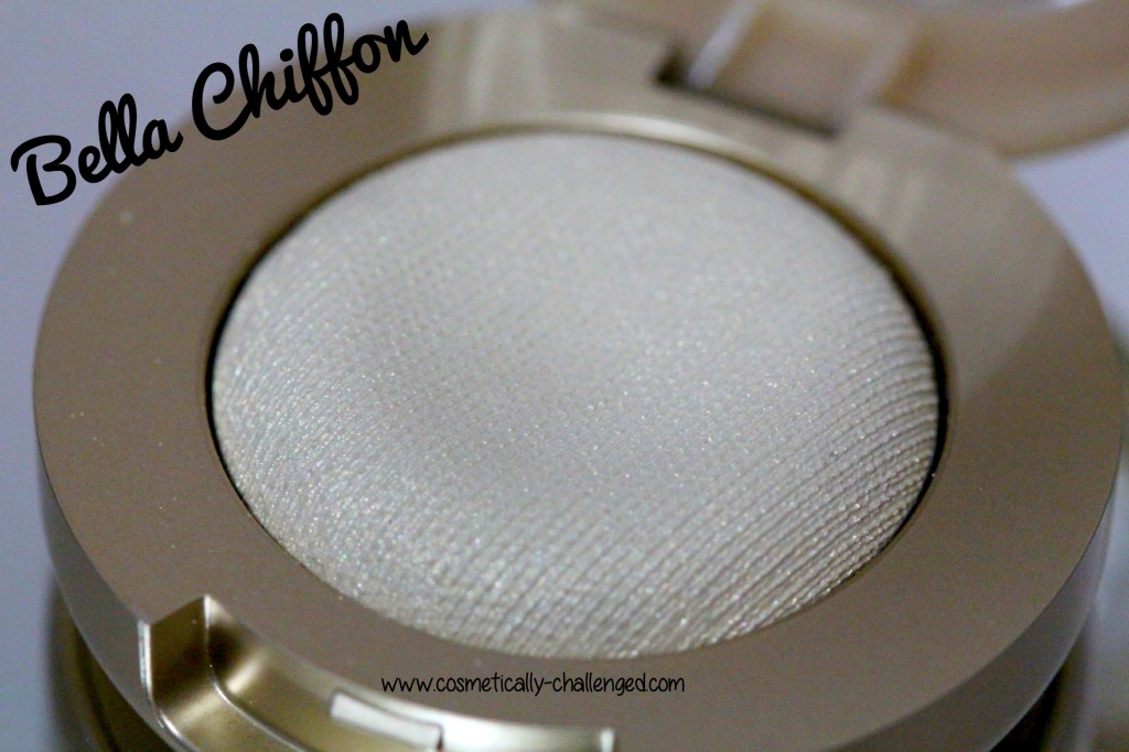 Milani Cosmetics Bella Gel Powder Eyeshadow in Bella Chiffon.jpg