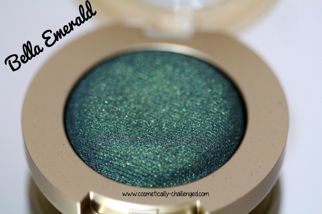 Milani Cosmetics Bella Gel Powder Eyeshadow in Bella Emerald.jpg
